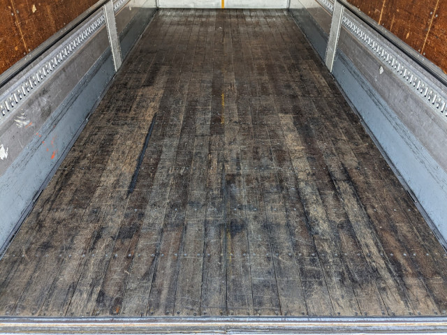 いすゞ フォワード 中型 ウィング PKG-FRR90T2(101826) 12枚目