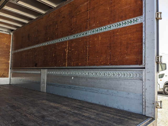 いすゞ フォワード 中型 ウィング PKG-FRR90T2(101826) 19枚目