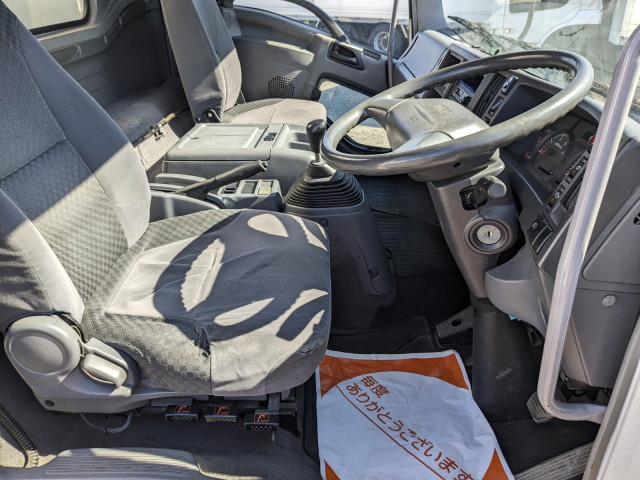 いすゞ フォワード 中型 ウィング PKG-FRR90T2(101826) 36枚目