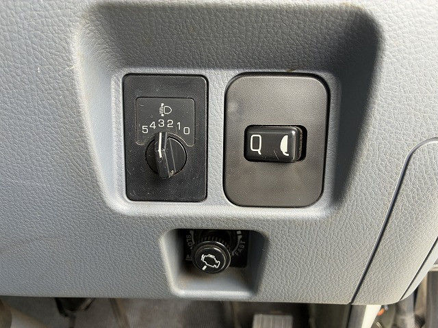 三菱ふそう キャンター 小型 平ボディ PDG-FE83DN(101828) 37枚目