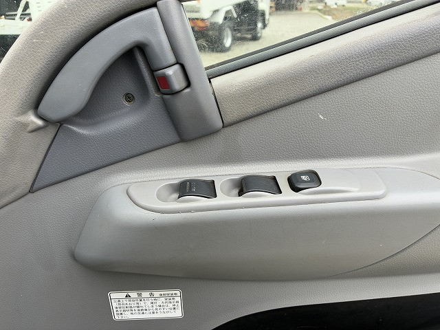 三菱ふそう キャンター 小型 平ボディ PDG-FE83DN(101828) 38枚目