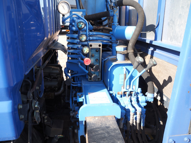 三菱ふそう キャンター 小型 平ボディ（クレーン付） KK-FE83EEN(101830) 15枚目