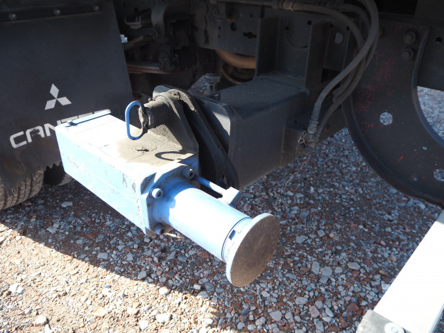 三菱ふそう キャンター 小型 平ボディ（クレーン付） KK-FE83EEN(101830) 31枚目