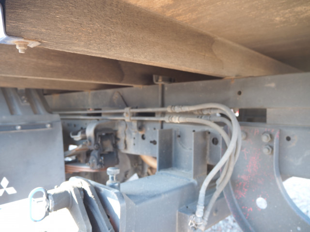 三菱ふそう キャンター 小型 平ボディ（クレーン付） KK-FE83EEN(101830) 32枚目