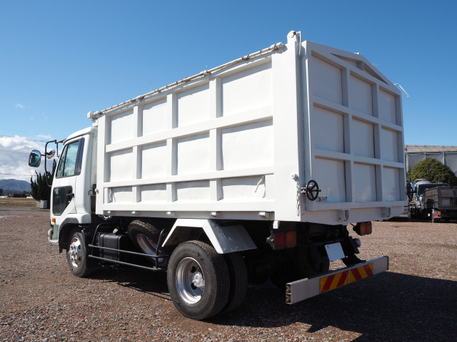 UDトラックス（日産） コンドル 小型 土砂ダンプ PB-MK36A(101832) 3枚目