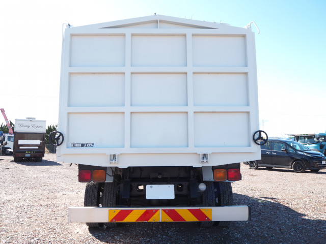 UDトラックス（日産） コンドル 小型 土砂ダンプ PB-MK36A(101832) 4枚目