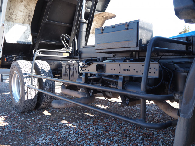 UDトラックス（日産） コンドル 小型 土砂ダンプ PB-MK36A(101832) 14枚目