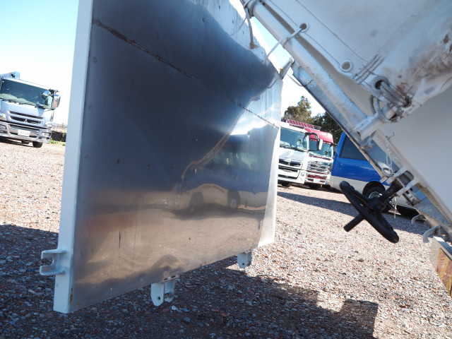 UDトラックス（日産） コンドル 小型 土砂ダンプ PB-MK36A(101832) 31枚目