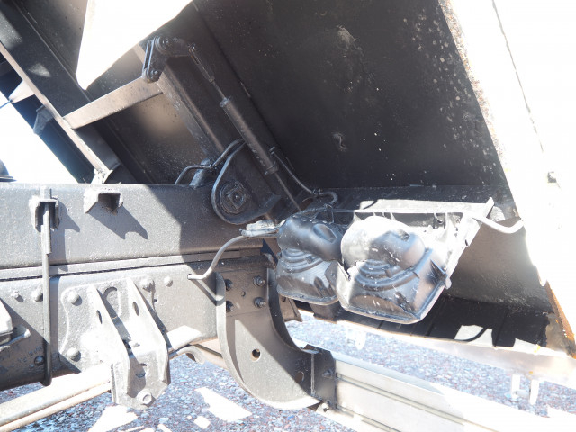 UDトラックス（日産） コンドル 小型 土砂ダンプ PB-MK36A(101832) 35枚目