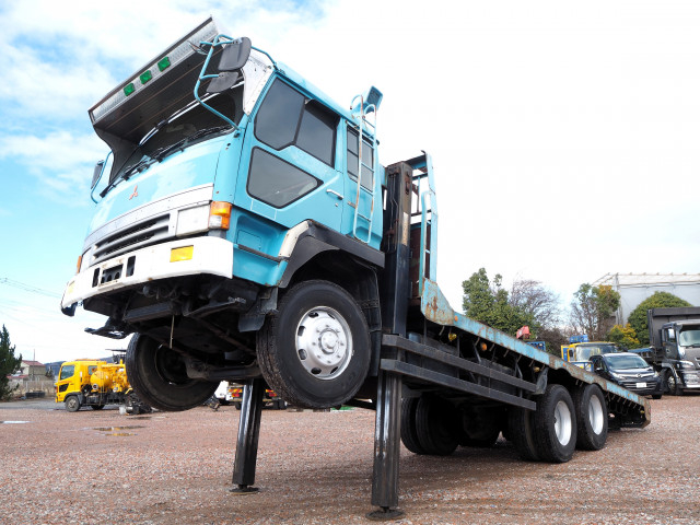 三菱ふそう 大型 Translation missing: ja.item.body_keijou_enum.body_keijou_carrier_other P-FV415P(101836) 1枚目