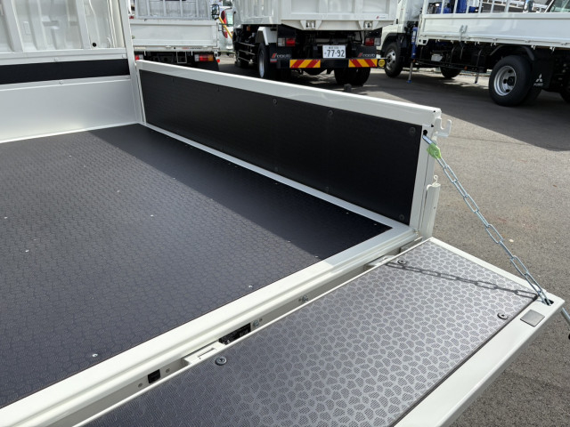 トヨタ ダイナ 小型 平ボディ 3BF-TRY230(101839) 11枚目