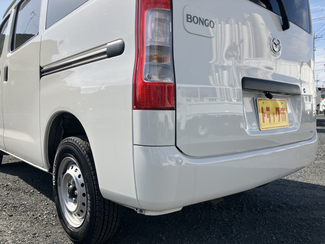 マツダ ボンゴ 小型 Translation missing: ja.item.body_keijou_enum.body_keijou_light_van 5BF-S403Z(101844) 17枚目
