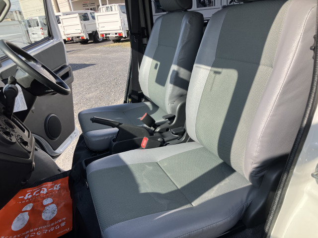 マツダ ボンゴ 小型 Translation missing: ja.item.body_keijou_enum.body_keijou_light_van 5BF-S403Z(101844) 20枚目