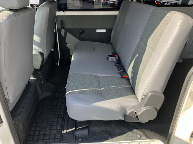 マツダ ボンゴ 小型 Translation missing: ja.item.body_keijou_enum.body_keijou_light_van 5BF-S403Z(101844) 23枚目