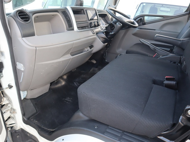 三菱ふそう キャンター 小型 平ボディ 2RG-FBA20(101845) 30枚目