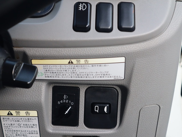 三菱ふそう キャンター 小型 平ボディ 2RG-FBA20(101845) 35枚目