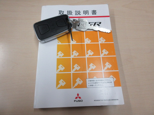 三菱ふそう キャンター 小型 平ボディ 2RG-FBA20(101845) 39枚目
