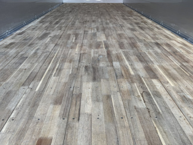 いすゞ フォワード 中型 ウィング 2RG-FRR90S2(101849) 12枚目