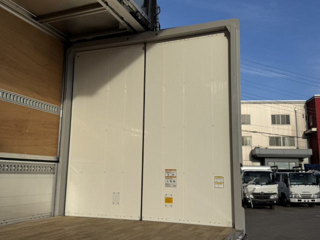 いすゞ フォワード 中型 ウィング 2RG-FRR90S2(101849) 17枚目