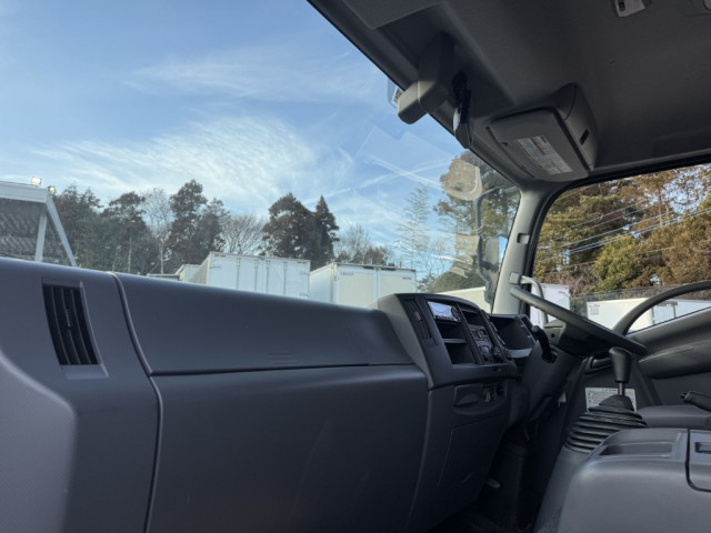 いすゞ フォワード 中型 ウィング 2RG-FRR90S2(101849) 36枚目