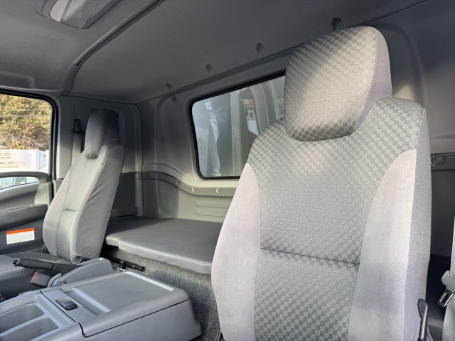 いすゞ フォワード 中型 ウィング 2RG-FRR90S2(101849) 37枚目