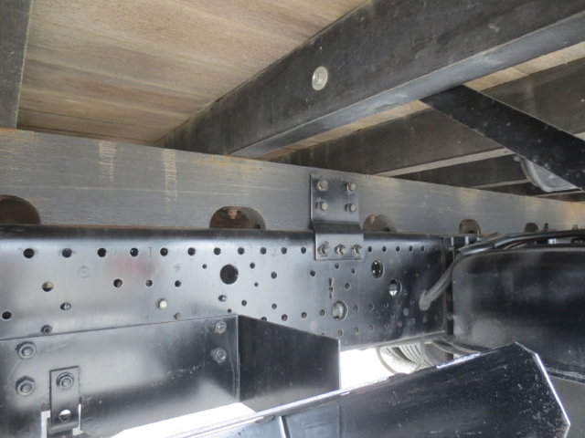 いすゞ フォワード 中型 平ボディ（クレーン付） 2PG-FRR90S1(101850) 13枚目