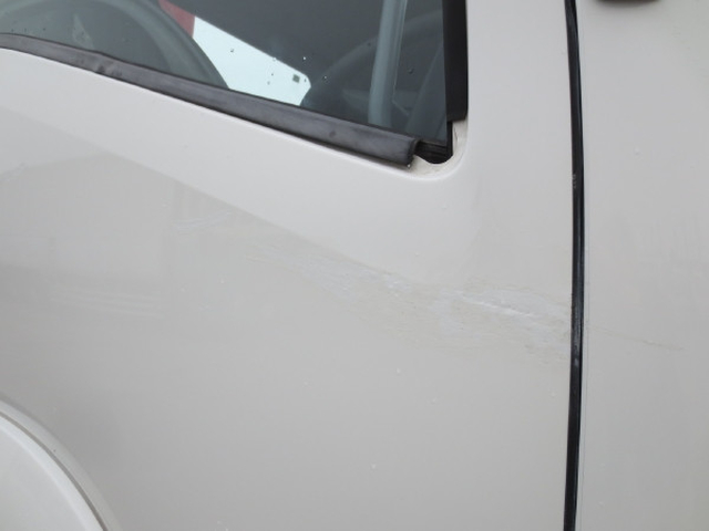 いすゞ フォワード 中型 平ボディ（クレーン付） 2PG-FRR90S1(101850) 17枚目