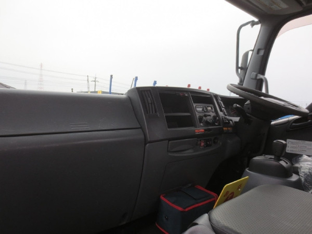 いすゞ フォワード 中型 平ボディ（クレーン付） 2PG-FRR90S1(101850) 32枚目