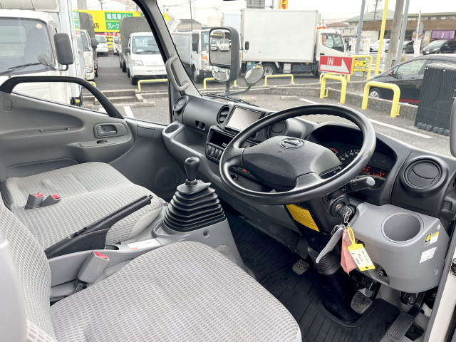 日野 デュトロ 小型 平ボディ TKG-XZU675M(101853) 13枚目