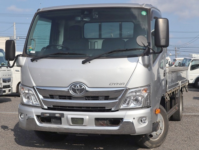 トヨタ ダイナ 小型 平ボディ 2RG-XZC710(109313) 1枚目