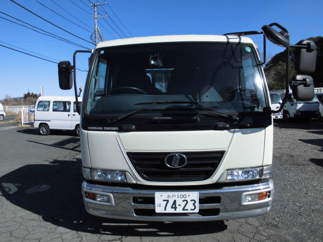 UDトラックス（日産） コンドル 増トン コンテナ専用車 BDG-LK36C(101931) 6枚目