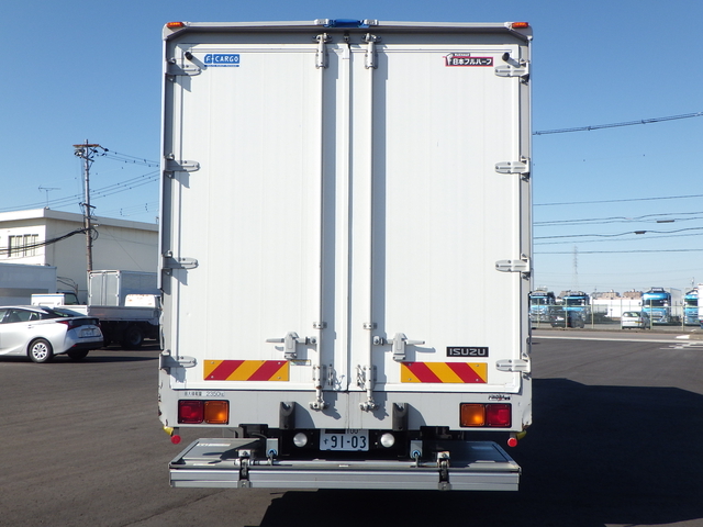いすゞ フォワード 中型 ウィング 2RG-FRR90T2(101934) 9枚目