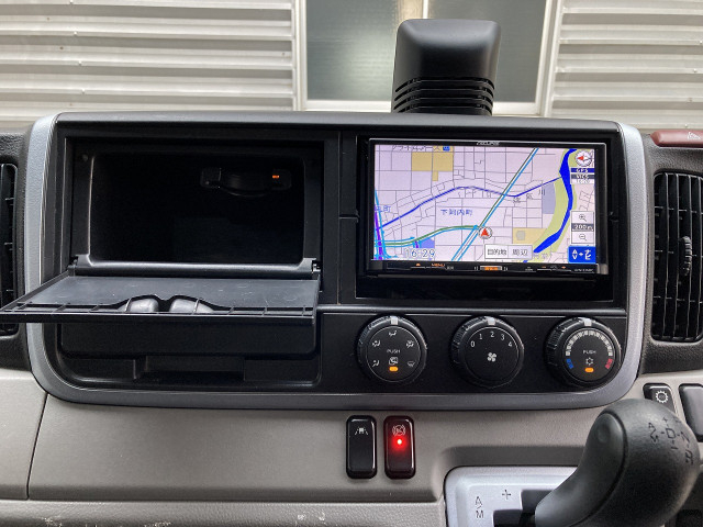 三菱ふそう キャンター 小型 バン TPG-FEB50(101933) 18枚目