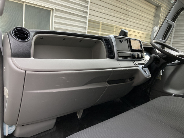 三菱ふそう キャンター 小型 バン TPG-FEB50(101933) 21枚目