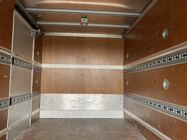 三菱ふそう キャンター 小型 バン TPG-FEB50(101933) 28枚目