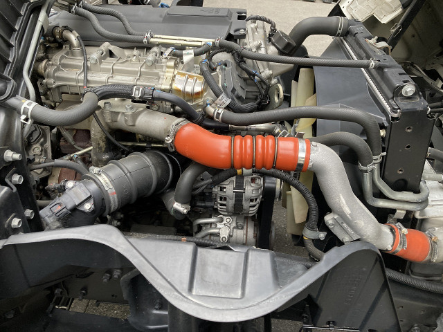 三菱ふそう キャンター 小型 バン TPG-FEB50(101933) 31枚目