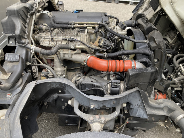 日産自動車 アトラス 小型 バン 2RG-FEAVW(101932) 33枚目