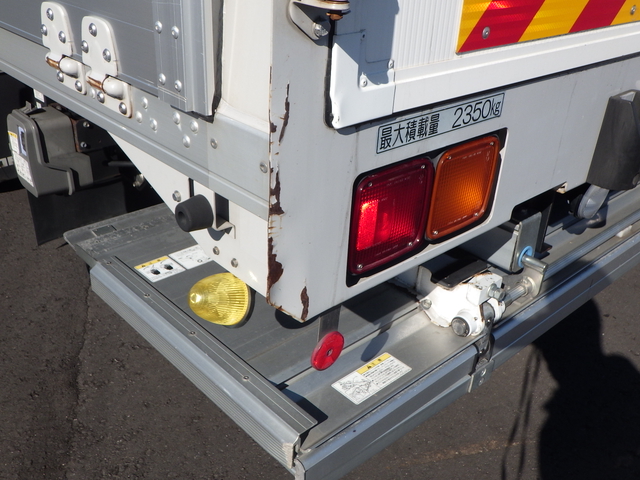 いすゞ フォワード 中型 ウィング 2RG-FRR90T2(101934) 24枚目