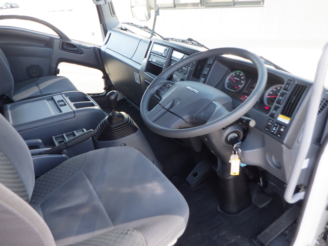 いすゞ フォワード 中型 ウィング 2RG-FRR90T2(101934) 38枚目