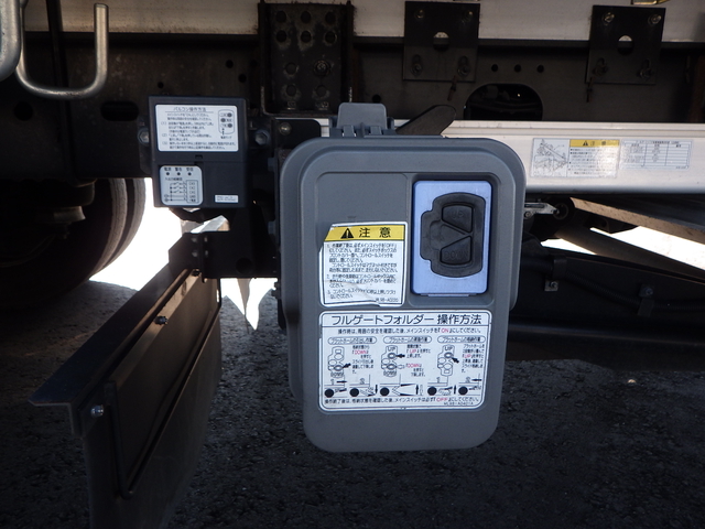 いすゞ フォワード 中型 ウィング 2RG-FRR90T2(101934) 50枚目