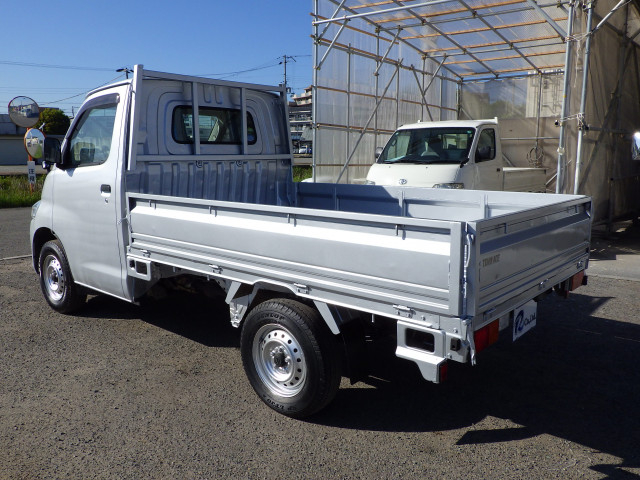 Toyota townace Small Flat body 5BF-S403U(105375) 2枚目