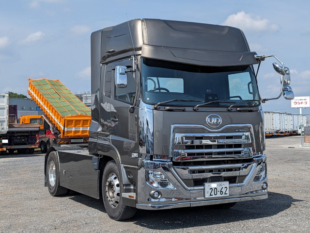 Nissan UD quon Large Tractor 2RG-GK5DAD(107460) 2枚目