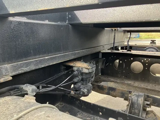 いすゞ ギガ 大型 平ボディ LKG-CYJ77A(113877) 29枚目