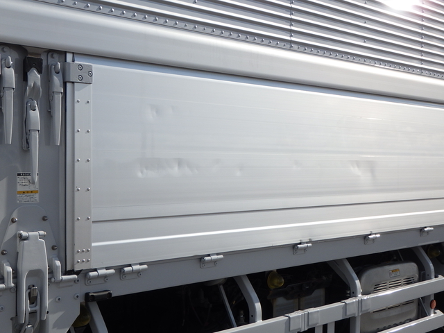 日野 プロフィア 大型 ウィング 2DG-FW1AHG(101937) 15枚目