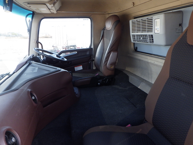 日野 プロフィア 大型 ウィング 2DG-FW1AHG(101937) 24枚目