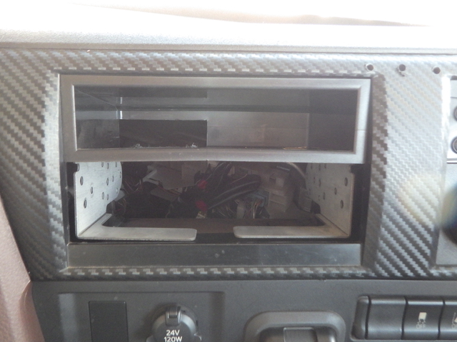 日野 プロフィア 大型 ウィング 2DG-FW1AHG(101937) 29枚目