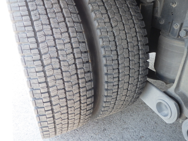 日野 プロフィア 大型 ウィング 2DG-FW1AHG(101937) 47枚目