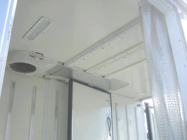 いすゞ エルフ 小型 冷蔵冷凍バン TPG-NLR85AN(101936) 11枚目