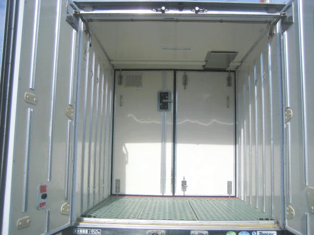 いすゞ エルフ 小型 冷蔵冷凍バン TPG-NLR85AN(101936) 8枚目