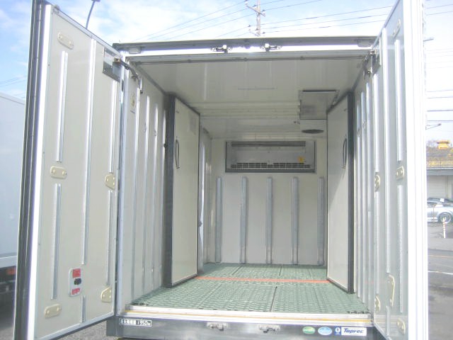 いすゞ エルフ 小型 冷蔵冷凍バン TPG-NLR85AN(101936) 13枚目